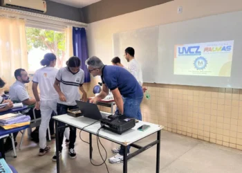 Uma das estratégias utilizadas na educação em saúde é a exposição de insetos em escolas, unidades de saúde e locais com grande circulação de pessoas