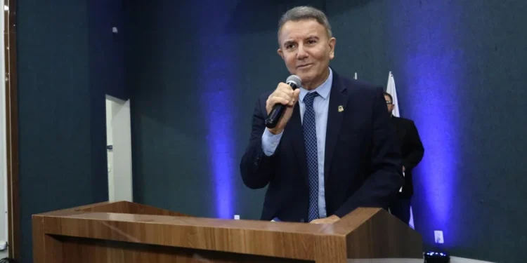 Eduardo afirma que sua gestão terá pastas espelhadas nos governos do Estado e Federal