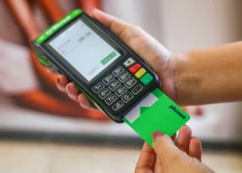 Pagamentos são feitos por meio dos cartões Verocheque, Sodexo ou Vólus, com saldos disponíveis até o dia 10 de cada mês