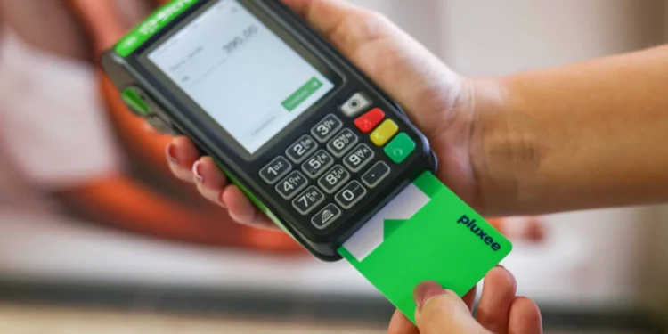 Prefeitura paga cerca de R$ 10,5 milhões em auxílio-alimentação neste sábado, 9