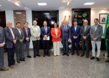Equipe do Governo do Tocantins recebe embaixador da Bélgica, Peter Claes, para estreitar novas parcerias econômicas e culturais