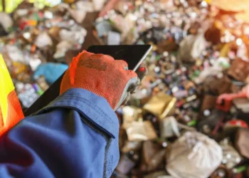 Projeto prevê a gestão de resíduos recicláveis, que envolve a coleta seletiva, triagem, pré-processamento e destinação final adequada.