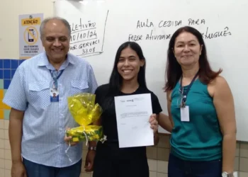 A estudante Yara está na expectativa de fazer uma boa prova