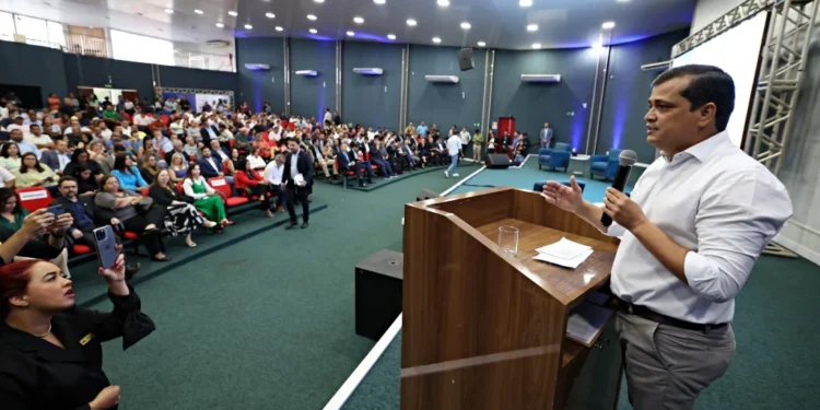 Entidade municipalista manifesta apoio à PEC que amplia percentual do orçamento para emendas em 0,23%