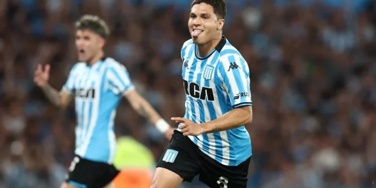 Corinthians leva virada do Racing e é eliminado da Sul-Americana