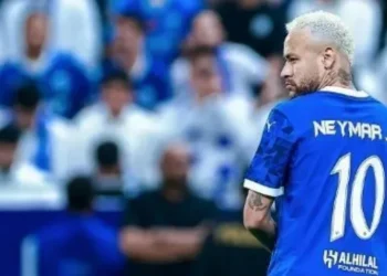 Neymar deixou o campo sentindo dores no duelo entre Al-Hilal e Esteghlal pela Champions da Ásia • Divulgação/Al-Hilal