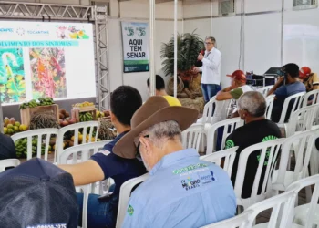 Palestrante da Adapec, Helcids Sá abordou as pragas quarentenárias na fruticultura. Foto - Divulgação