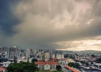 No Sudeste, as condições para chuvas intensas ganham força principalmente em Minas Gerais, Rio de Janeiro e Espírito Santo. • Getty Images