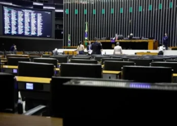 Proposta chegou a entrar na pauta de segunda na Câmara, mas não foi votada porque a redação final aprovada não foi oficialmente despachada • 13/11/2024 - Mario Agra/Câmara dos Deputados