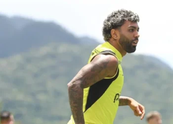 Gabigol em treino pelo Flamengo. • Gilvan de Souza / Flamengo