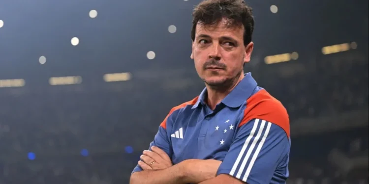 Pedro Lourenço anuncia decisão sobre Fernando Diniz no Cruzeiro