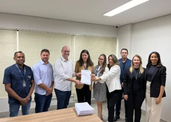 Além do titular da pasta, estiveram presentes o secretário-executivo, Fabrício Braga, e a equipe técnica da secretaria