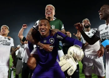 Jogadores do Botafogo comemoram classificação à final • Vitor Silva/Botafogo