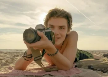 Louis Patridge em "Disclaimer*" • Divulgação/AppleTV+