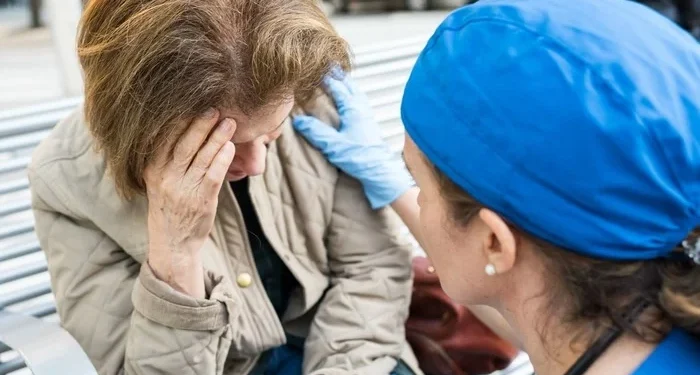 Cardiologistas dos EUA listam cuidados para mulheres evitarem o AVC