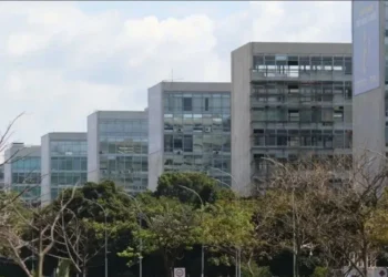 Prédios da Esplanadas dos Ministérios • Arquivo - Fabio Rodrigues Pozzebom/Agência Brasil