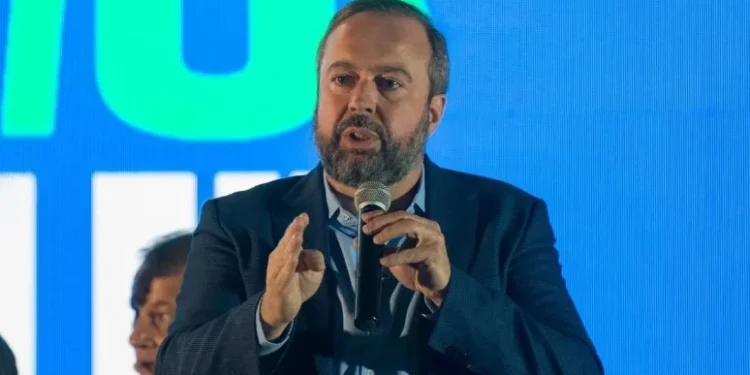 Silveira cita proximidade de G20 e pede investigações após derrubada de torres de energia