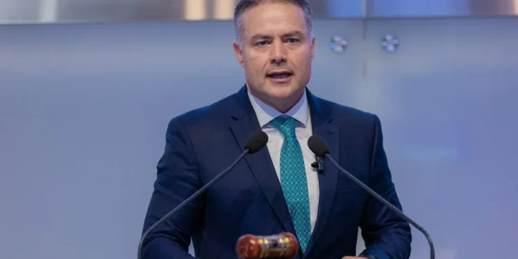 Renan Filho defende incluir incentivos fiscais no corte de gastos