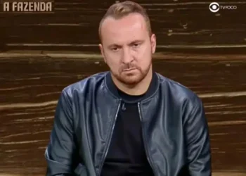 Zé Love em A Fazenda 16 (Foto: Reprodução / Globo / Montagem TV Foco)