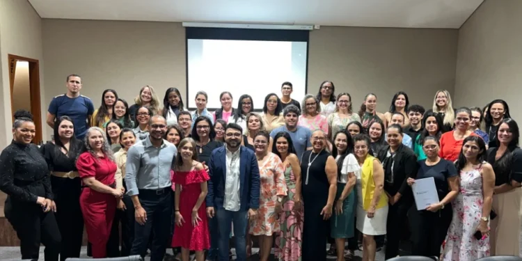 Curso de Língua Portuguesa e Redação Oficial promove aprimoramento de servidores do Executivo tocantinense