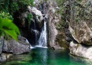 Cachoeira na cidade de Iúna • Reprodução/Facebook/Prefeitura de Iúna