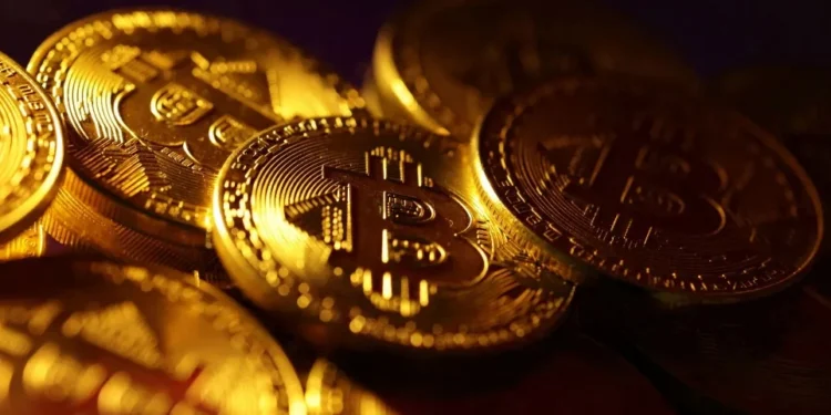 Por que bitcoin está subindo tanto? Especialistas explicam