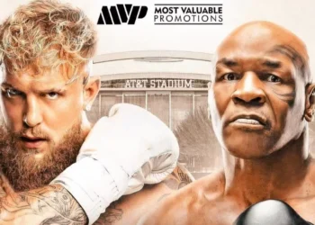 Jake Paul e Mike Tyson lutam na próxima sexta-feira (11) • Reprodução / Most Valuable Promotions