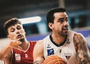 Fortaleza e São Paulo se enfrentam no NBB • Reprodução