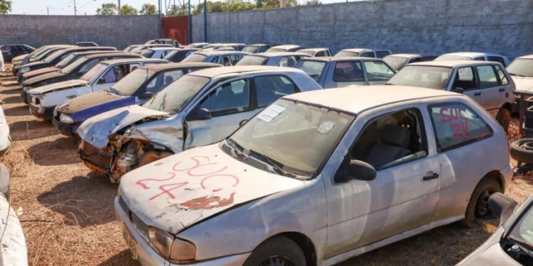 Leilão online de veículos e sucatas abre em Palmas; saiba como participar