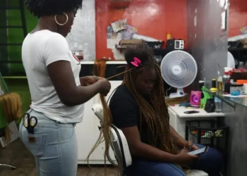 Salão de beleza no centro de São Paulo • 21/05/2019 REUTERS/Amanda Perobelli