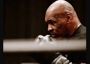 Mike Tyson se prepara visando duelo contra Jake Paul em Dallas (EUA) • Reprodução/Instagram