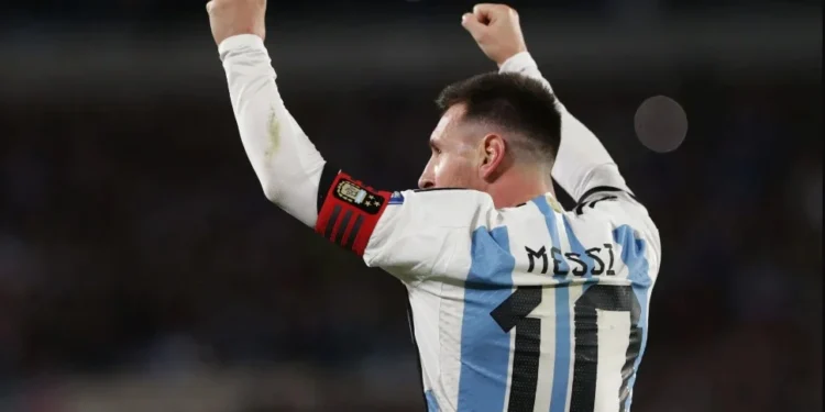 Paraguai proíbe torcedores com camisas de Messi em partida contra a Argentina