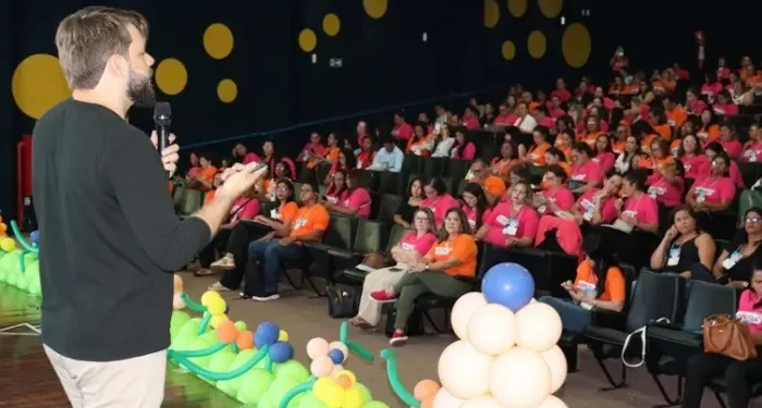 Seciju lança guia prático sobre primeiros socorros para crianças durante I Seminário Intersetorial da Primeira Infância