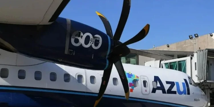 Azul vê demanda aquecida por voos e defende tarifas maiores