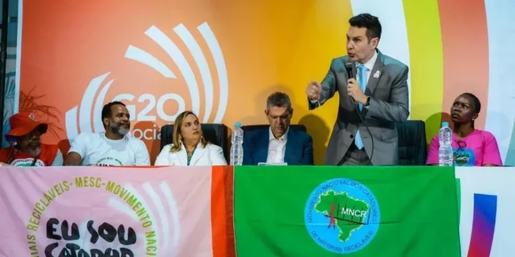 Governo lança modalidade do PAC focada em resíduos sólidos no G20 Social e prevê R$ 686 mi em recursos