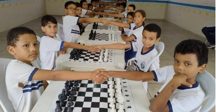 ETI Santa Bárbara Promove III Torneio de Xadrez e celebra o espírito competitivo entre os alunos enxadristas