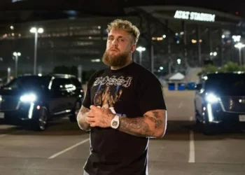 Jake Paul é um ex-YouTuber que lutará contra Mike Tyson nesta sexta-feira (15) • Instagram/Jake Paul