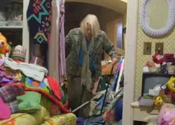 Sandra passa por um processo de despejo por não querer deixar a propriedade vendida • Divulgação/Record