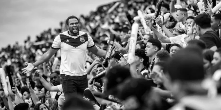 Torcida da Ponte Preta no Moisés Lucarelli • Fábio Soares/FCMPO