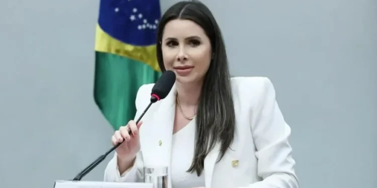 A deputada Caroline de Toni (PL-SC), presidente da Comissão de Constituição e Justiça (CCJ) da Câmara • 06/03/2024 - Bruno Spada/Câmara dos Deputados