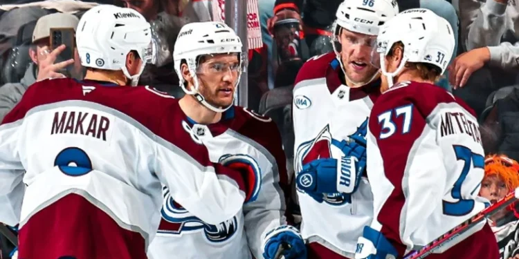 Juiz sofre “nocaute” de jogador e vai parar no hospital; veja