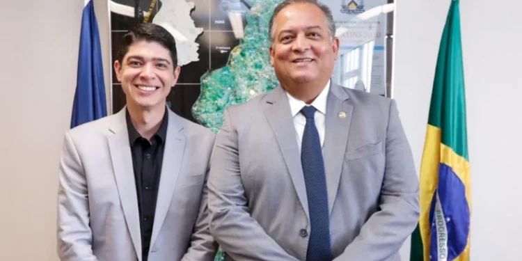 Senador Eduardo Gomes reforça diálogo com lideranças municipais e estaduais em Brasília