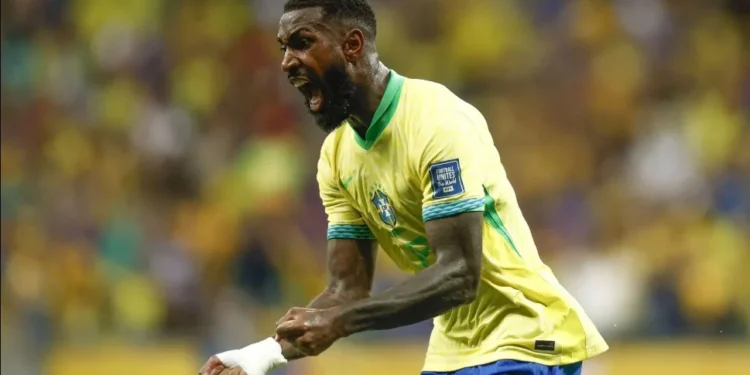 Brasil busca empate contra Uruguai, com belo gol de Gerson, pelas Eliminatórias