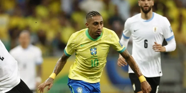 Raphinha rebate vaias da torcida para a Seleção Brasileira • Rafael Ribeiro / CBF