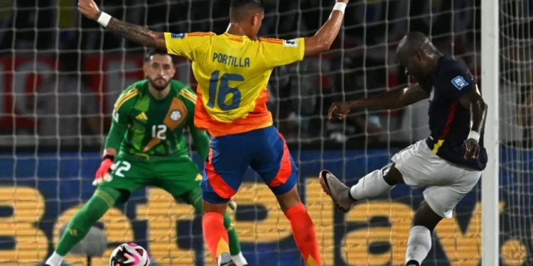 Equador vence Colômbia e passa o Brasil nas Eliminatórias