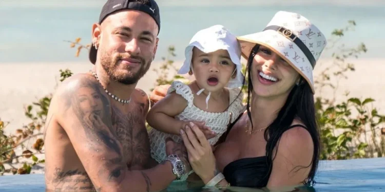 Bruna Biancardi e Neymar dão casinha de presente para Mavie; veja