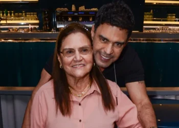 Helena Camargo celebrou a força que os filhos dão à ela nos momentos de dificuldade • Agnews/Araujo