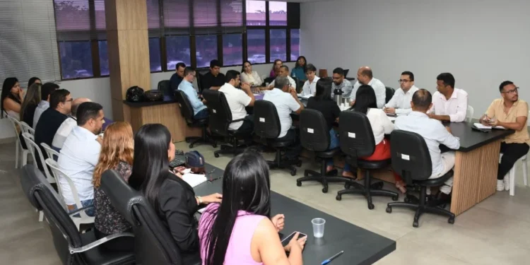 Gestores da SES-TO alinham fluxo de trabalho com as diretorias do hospitais estaduais