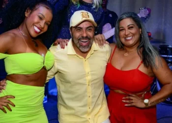 Ex-BBBs Sol e Cida curtem evento juntas 20 anos após o reality • Dilson Silva/AgNews