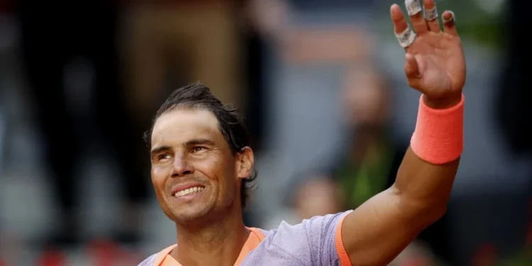 Rafael Nadal disputa torneio de golfe quatro dias após se aposentar do tênis